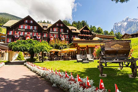 Romantik Hotel Schweizerhof
- Grindelwald -